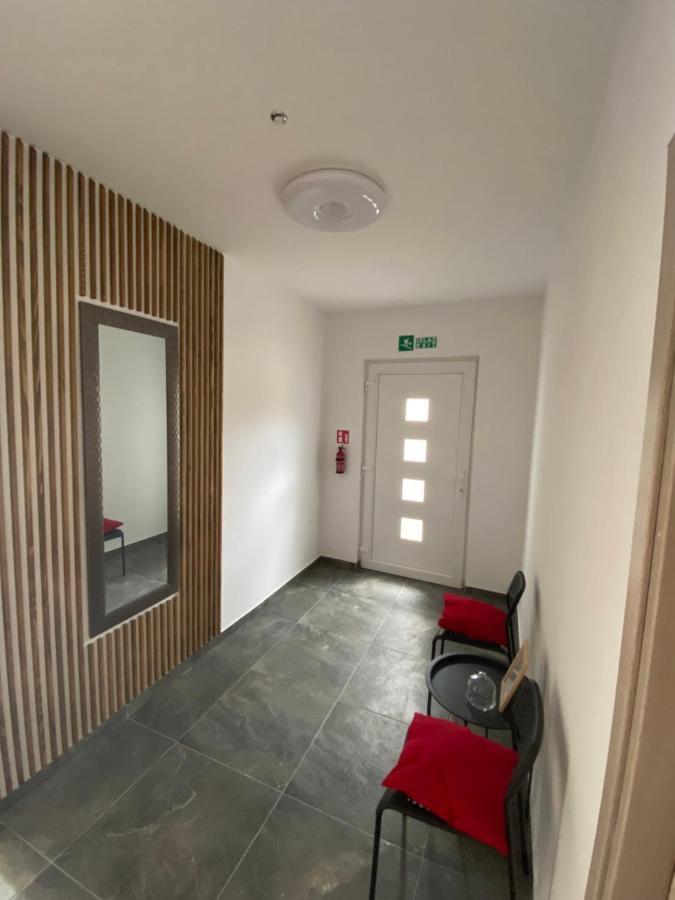 Apartments Ena Каштела Экстерьер фото